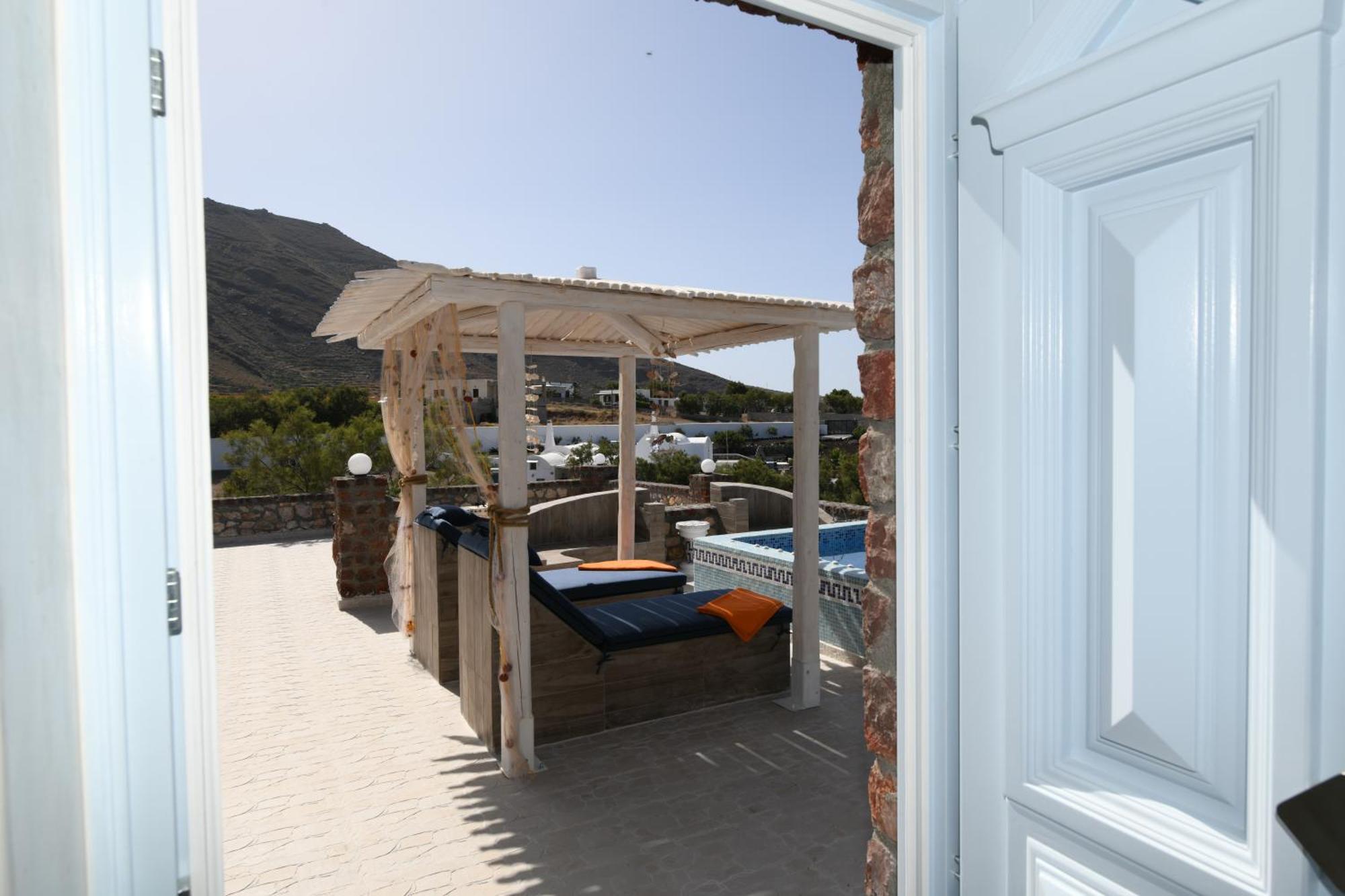 Starlight Luxury Seaside Villa & Suites Imerovigli  Exterior foto