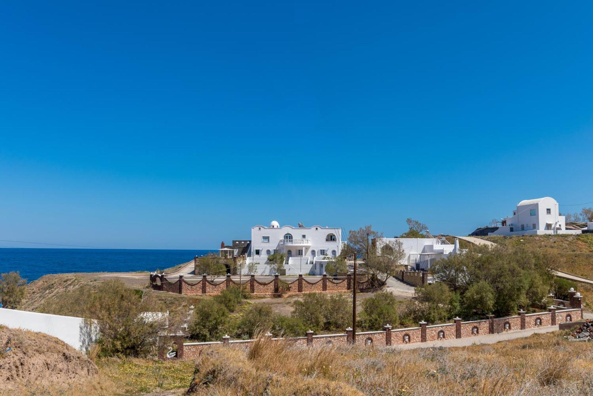 Starlight Luxury Seaside Villa & Suites Imerovigli  Exterior foto